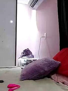 Snapshot of melissa_35_ chatting on 11.21.25 melissa 35 online show from 11.21.25