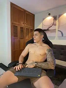  joansoto online show from 12.02.25