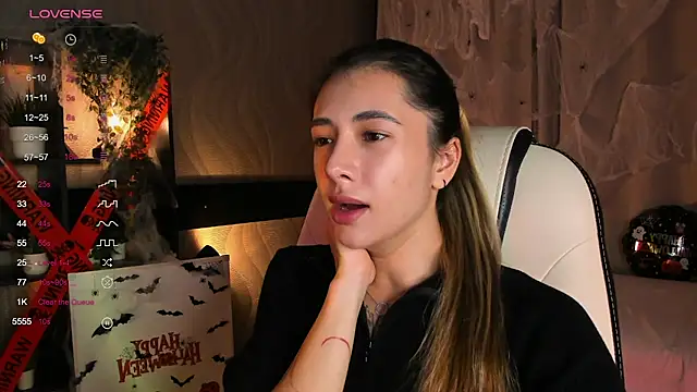 DarlaLike online show from 10.31.25