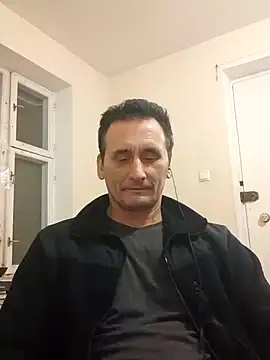 Snapshot of Viause_Kentauelle chatting on 01.24.25 Viause Kentauelle online show from 01.24.25