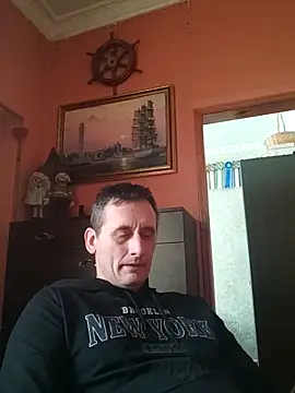 Snapshot of Viause_Kentauelle chatting on 02.27.25 Viause Kentauelle online show from 02.27.25