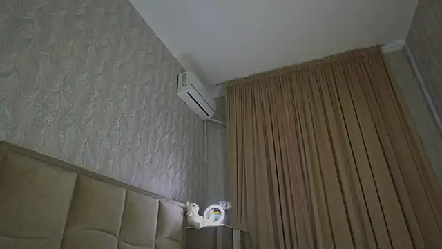 heyheyneko online show from 04.06.26