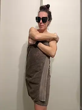 mrs  unknown online show from 03.31.26