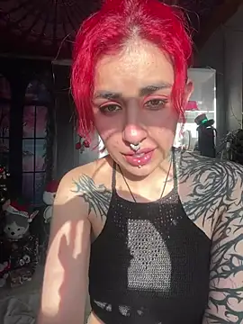 Snapshot of _Artemisa_X chatting on 12.18.24  Artemisa X online show from 12.18.24