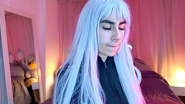 Snapshot of _Artemisa_X chatting on 10.16.25  Artemisa X online show from 10.16.25