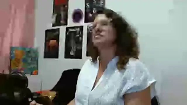 charlotte  G online show from 12.22.25