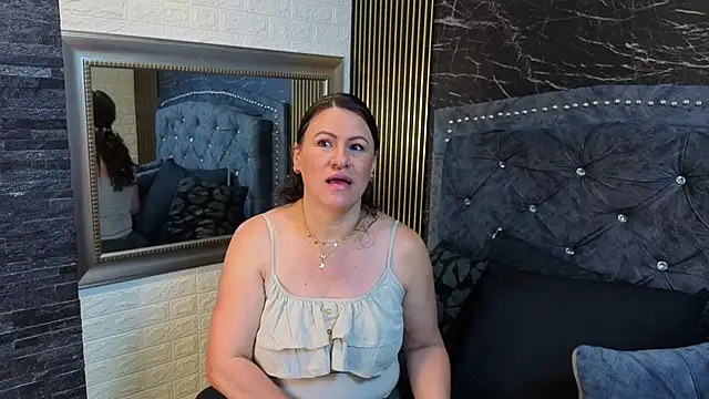 charlotte  G online show from 06.03.26