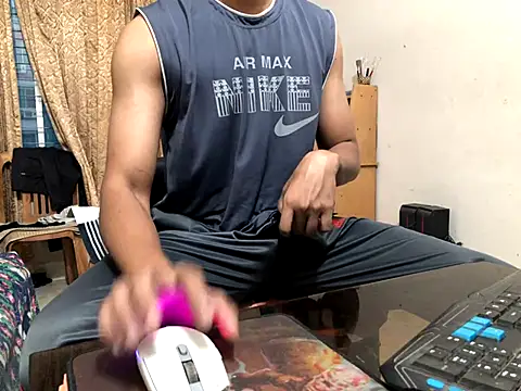 Zeuhorny online show from 12.03.24