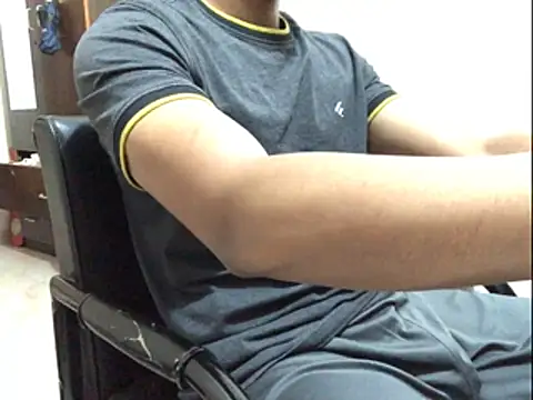 Zeuhorny online show from 12.02.25