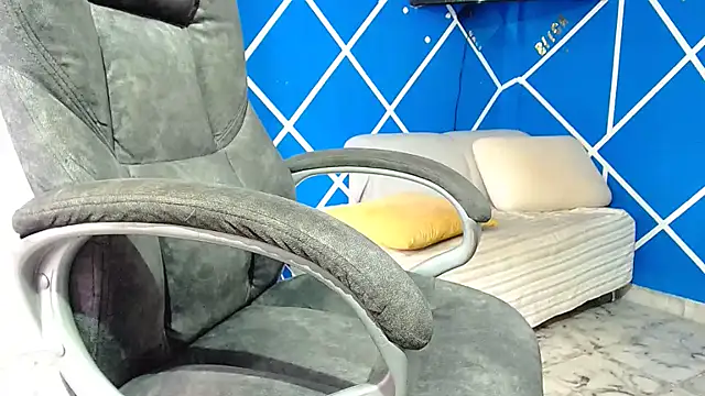 alexander megan online show from 10.30.25