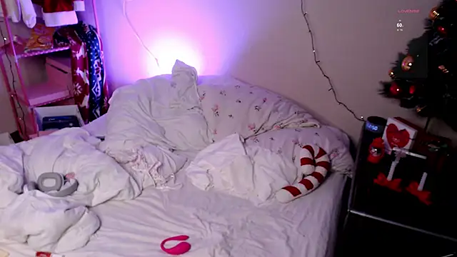 KatieMelone online show from 01.11.26