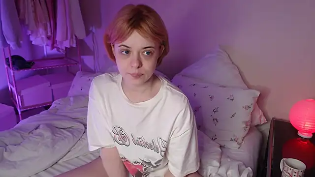 KatieMelone online show from 04.12.26