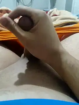 Snapshot of kaua_zinho chatting on 10.05.25 kaua zinho online show from 10.05.25