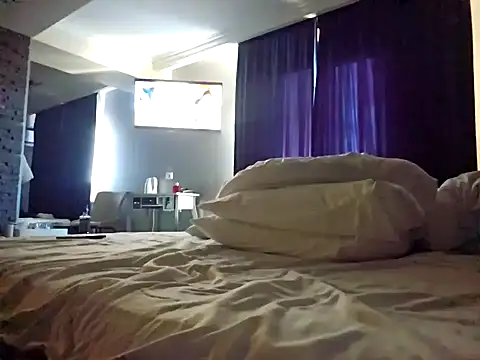 Snapshot of denisxlRo chatting on 01.02.25 denisxlRo online show from 01.02.25