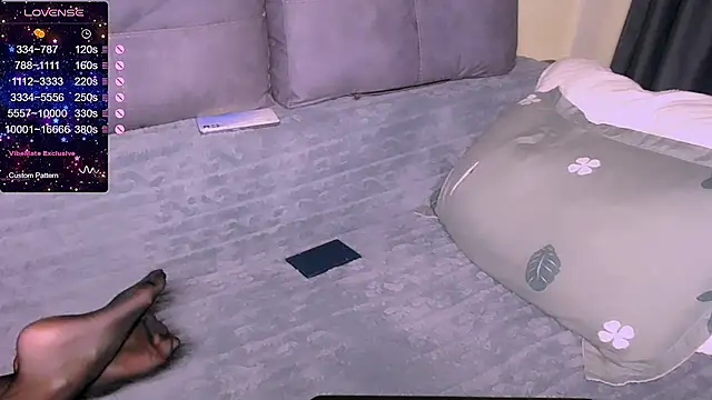 Lina Owl online show from 11.25.25