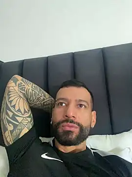 Yorby Maxx1 online show from 03.22.25