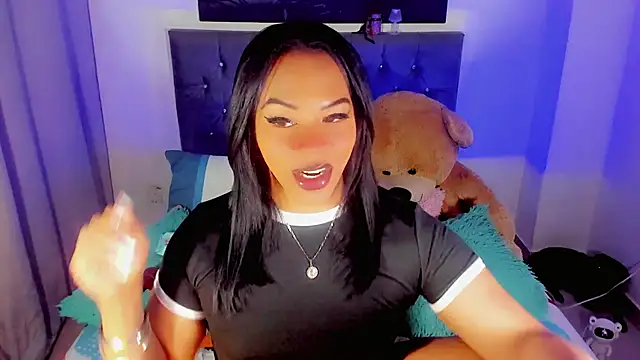 Zakura hot1 online show from 12.05.25