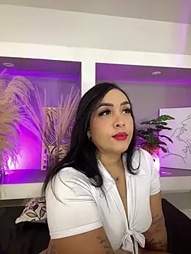 Snapshot of Sheeryl__ chatting on 05.08.26 Sheeryl online show from 05.08.26