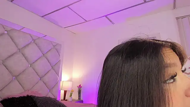 alessiaferry online show from 11.24.25