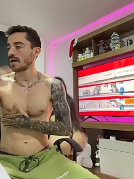 Snapshot of Julieta-sett chatting on 12.07.24 Julieta-sett online show from 12.07.24