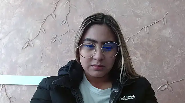 Miabonnett  online show from 02.03.25