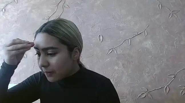 Miabonnett  online show from 02.07.25