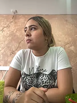 Miabonnett  online show from 03.20.25