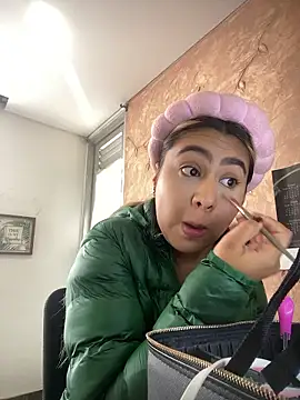 Miabonnett  online show from 01.06.26