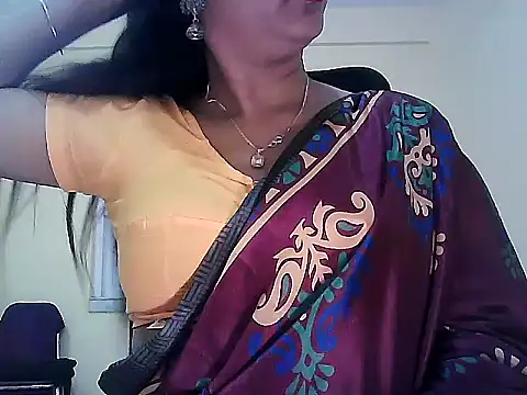 Model-Tanya online show from 12.20.25