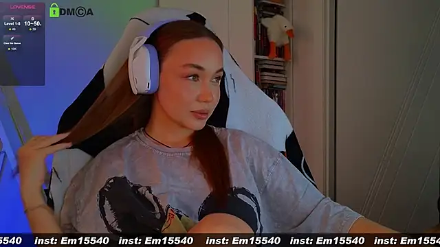 Snapshot of Emili1- chatting on 01.27.25 Emili1- online show from 01.27.25