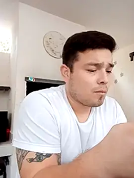 Snapshot of DirtyRcride chatting on 12.05.24 DirtyRcride online show from 12.05.24