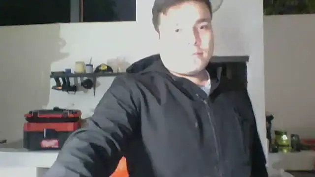 Snapshot of DirtyRcride chatting on 12.08.24 DirtyRcride online show from 12.08.24