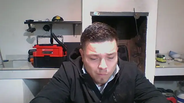 Snapshot of DirtyRcride chatting on 12.12.24 DirtyRcride online show from 12.12.24