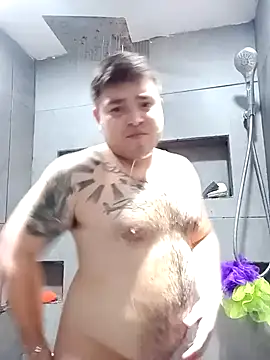 Snapshot of DirtyRcride chatting on 12.26.24 DirtyRcride online show from 12.26.24