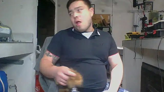 Snapshot of DirtyRcride chatting on 01.13.25 DirtyRcride online show from 01.13.25