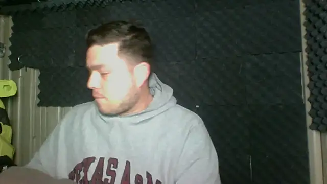 Snapshot of DirtyRcride chatting on 02.18.25 DirtyRcride online show from 02.18.25