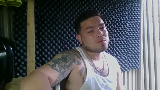 Snapshot of DirtyRcride chatting on 02.27.25 DirtyRcride online show from 02.27.25