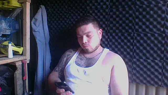 Snapshot of DirtyRcride chatting on 02.28.25 DirtyRcride online show from 02.28.25