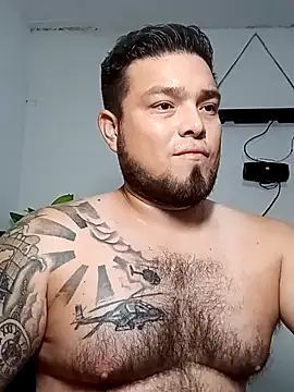 Snapshot of DirtyRcride chatting on 10.01.25 DirtyRcride online show from 10.01.25