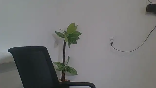 Snapshot of DirtyRcride chatting on 10.05.25 DirtyRcride online show from 10.05.25