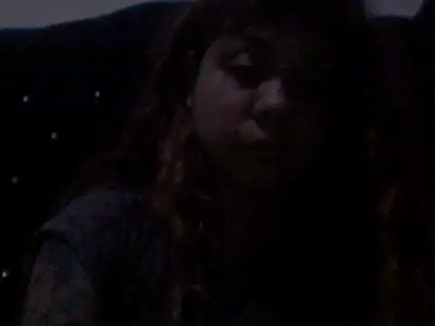 Snapshot of Jennxdolls chatting on 12.20.25 Jennxdolls online show from 12.20.25