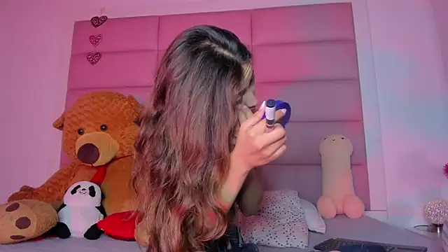 little-Emma online show from 02.13.25