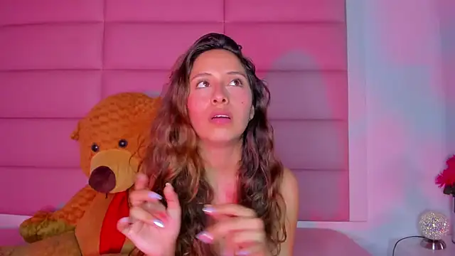 little-Emma online show from 02.26.25