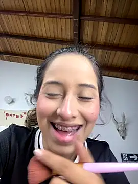 little-Emma online show from 10.08.25