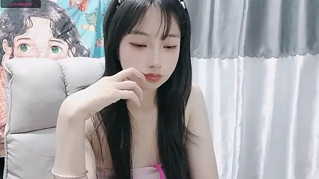 Nery Asian online show from 01.09.25