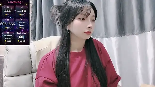 Nery Asian online show from 02.23.25