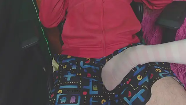 OldManAndGirlishLady online show from 01.07.25