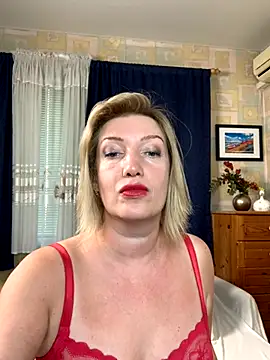 Snapshot of AnnaThurman chatting on 09.26.25 AnnaThurman online show from 09.26.25