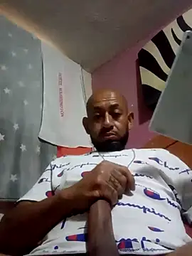 Snapshot of pineda1689 chatting on 03.02.25 pineda1689 online show from 03.02.25