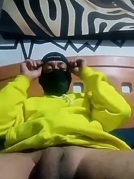 Snapshot of pineda1689 chatting on 03.29.26 pineda1689 online show from 03.29.26